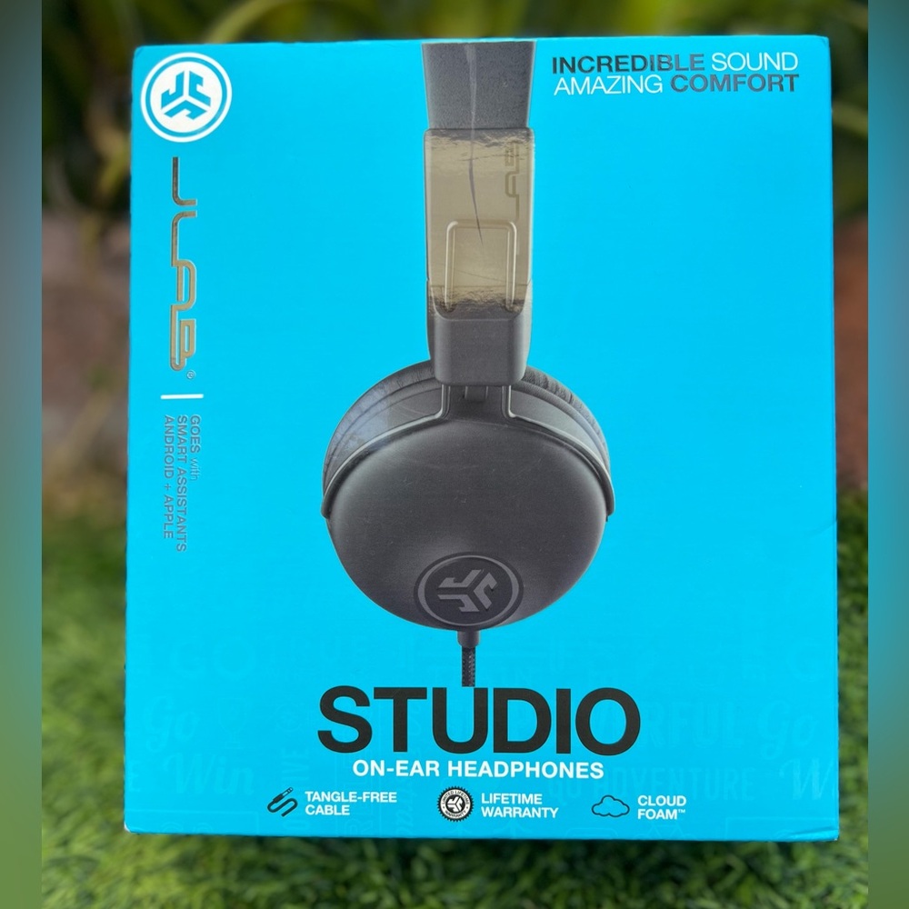 JLAB Studio On-Ear Headphones Android+Apple Universal Mic Great Sound Black New